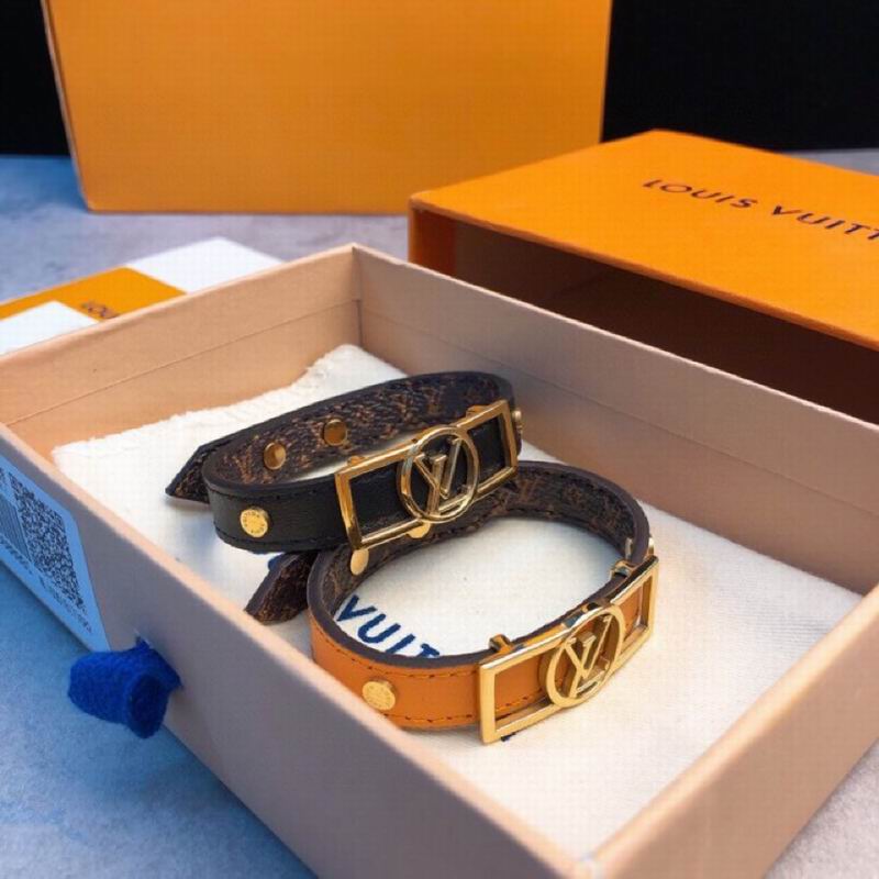LV Bracelet 03lyr488